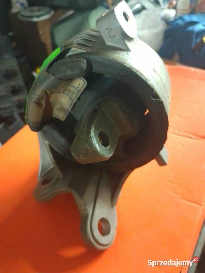 Ford Fiesta mk4 poduszka skrzyni silnik 13 osobowe Wągrowiec