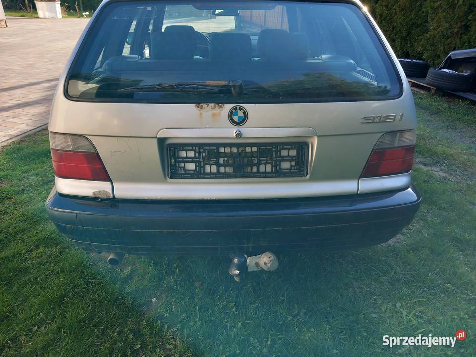 BMW e36 318I Kombi na części 1998r Rok produkcji 1998 Samochody na części Brzozów