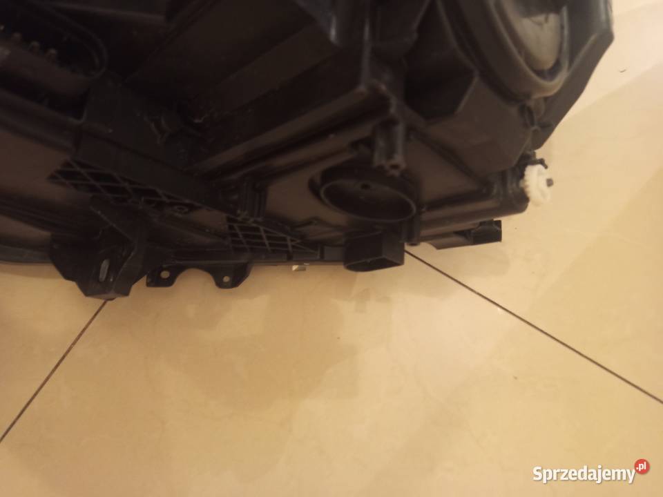 Reflektor prawy Merc a klasa orginalny w176 Rzeszów