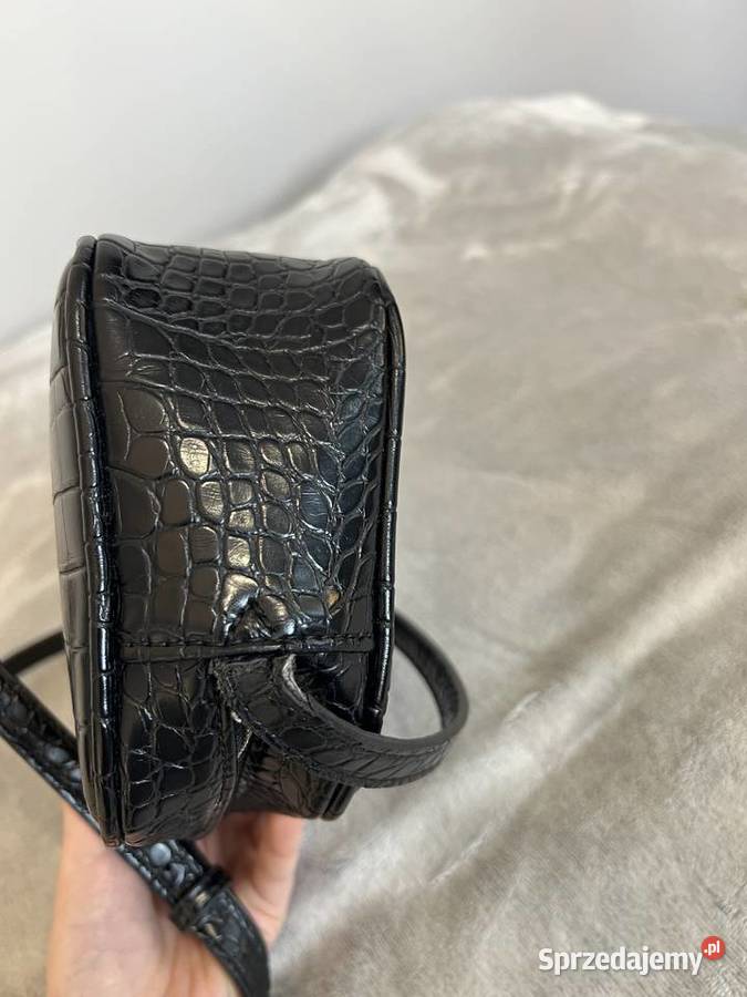 Torebka crossbody czarna skóra węża Reserved czarny podkarpackie