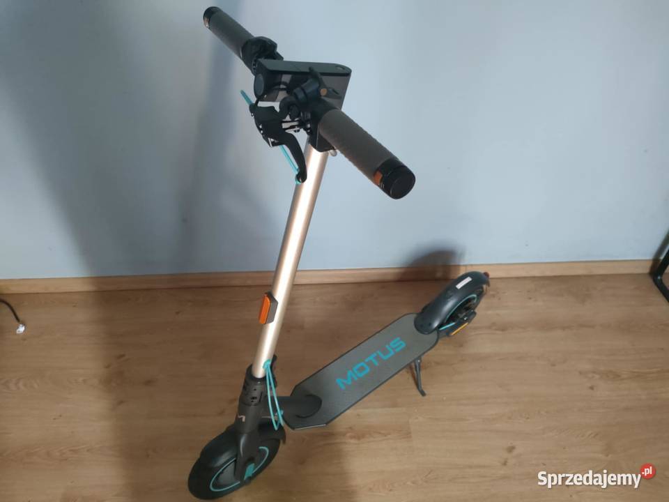 Oferuję na sprzedaż hulajnogę elektryczną Motus Kłaj