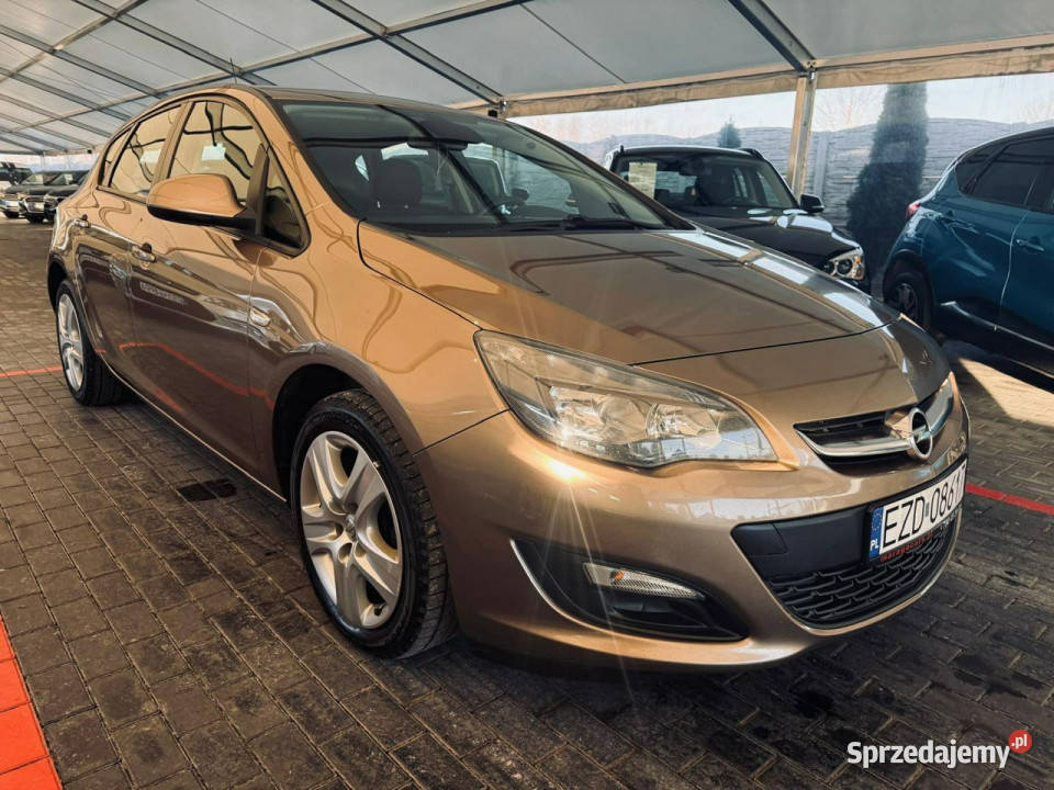 Opel Astra Lifcie 14 Benzyna GAZ 6 Biegów J Astra Zduńska Wola