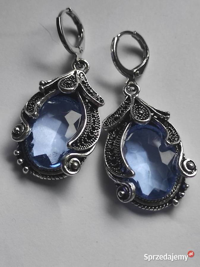 Kolczyki z niebieskim kryształem vintage