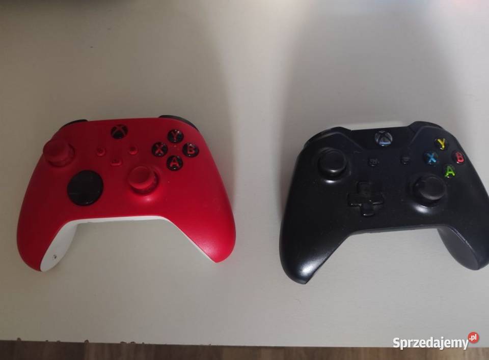 Konsola Xbox one 18 gier dwa pady Pozostałe Gniewkowo