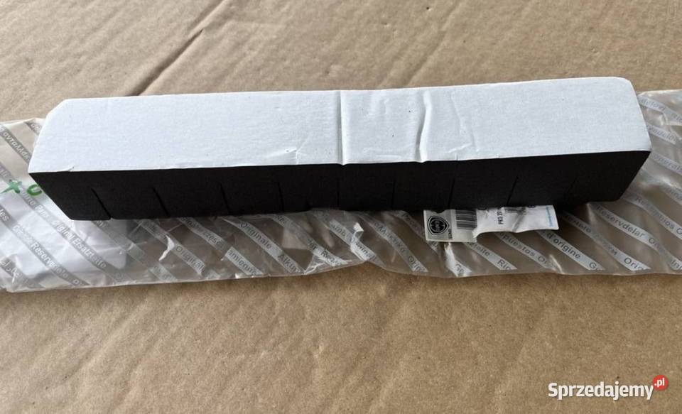 FIAT 500X PIANKA GRILL PRZÓD 68073564AA osobowe wielkopolskie Międzychód