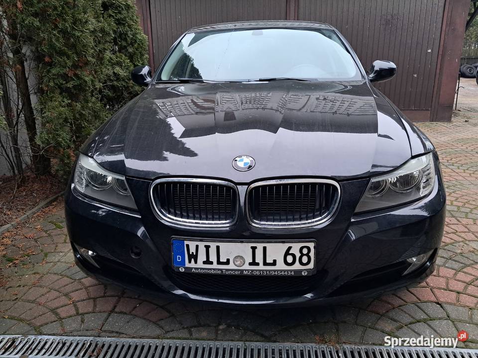 BMW E90 318i 2010r sprowadzone z Niemiec benzyna