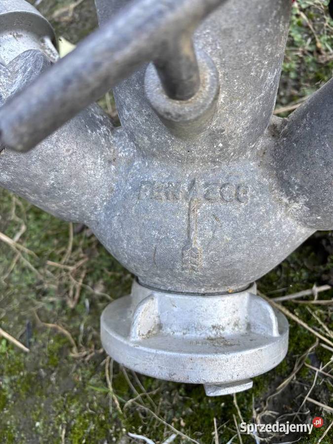 Rozdzielacz strażacki do wody Mączniki