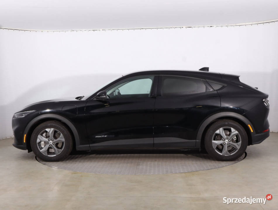 Ford Mustang MachE Standard Range RWD