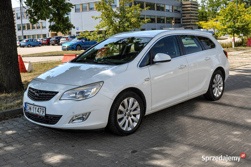 Opel Astra 17CDTI 2011 r Wrocław