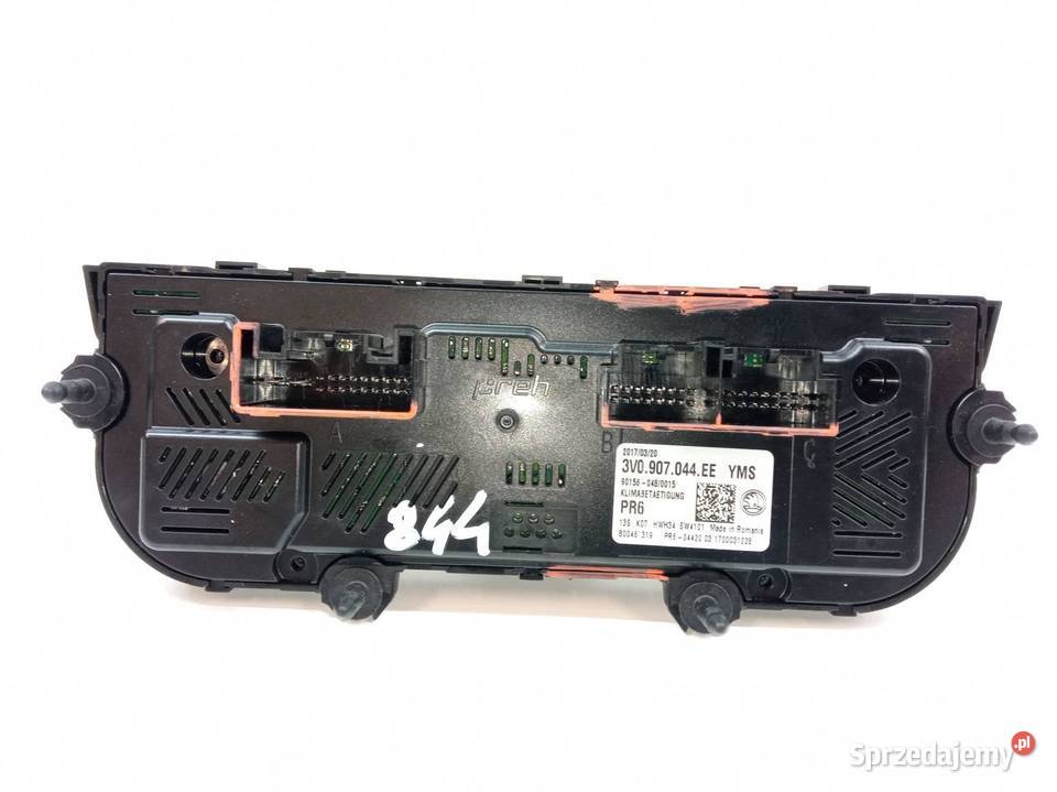 PANEL NAWIEWU 3V0907044EE Skoda Superb III osobowe Panele sterowania, przełączniki sprzedam