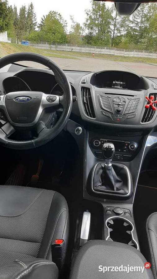 Ford Kuga stan bezwypadkowy
