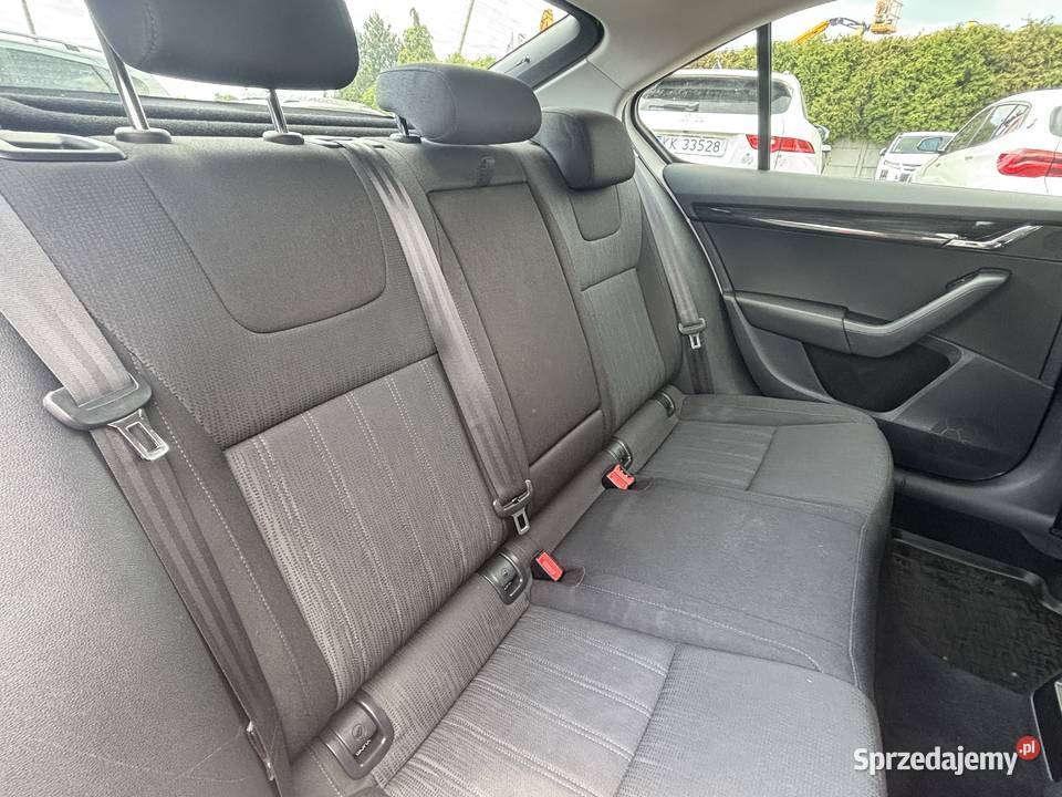 Skoda Octavia pełny VAT Paniówki