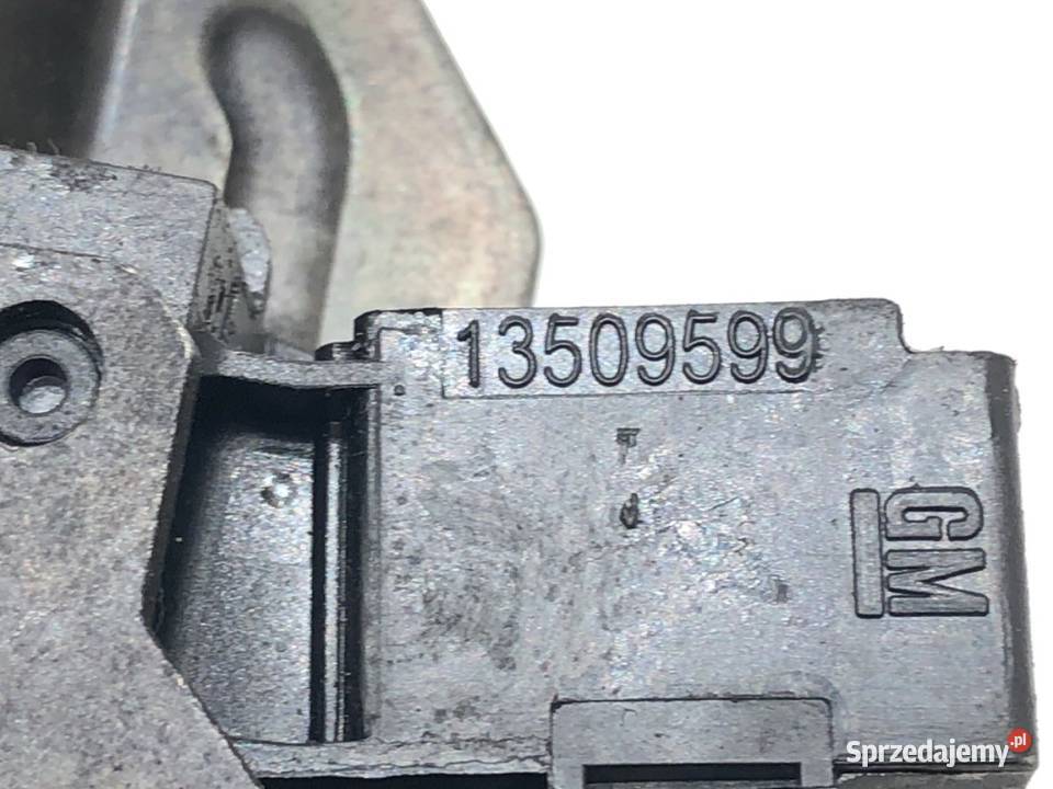 ZAMEK KLAPY TYŁ OPEL ASTRA K Kombi 13509599