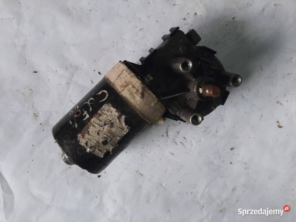 VW Golf 4 IV silniczek wycieraczki przód przedni Ksawerów