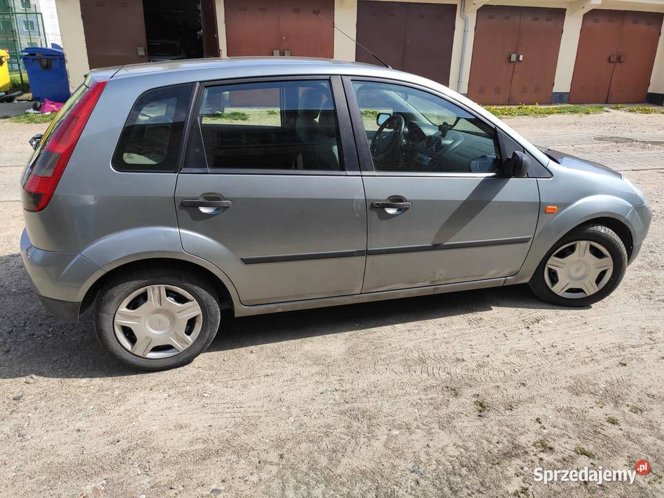 Ford fiesta Mk6 benzyna 13 Bytów