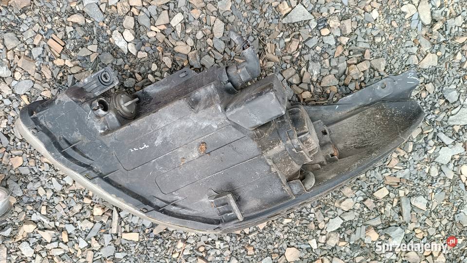 Lampa przednia przód prawa lewa komplet lamp osobowe małopolskie Radłów