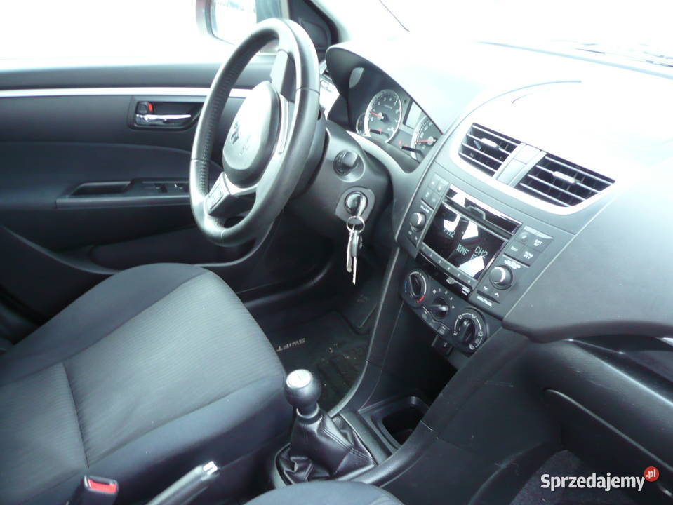 12 5 DRZWI 2011 PELEN SERWIS 4X4 LIFT Tarnow 94KM Tarnów