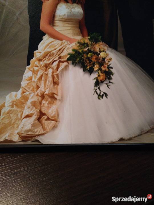 Zjawiskowa suknia ślubna Gliwice
