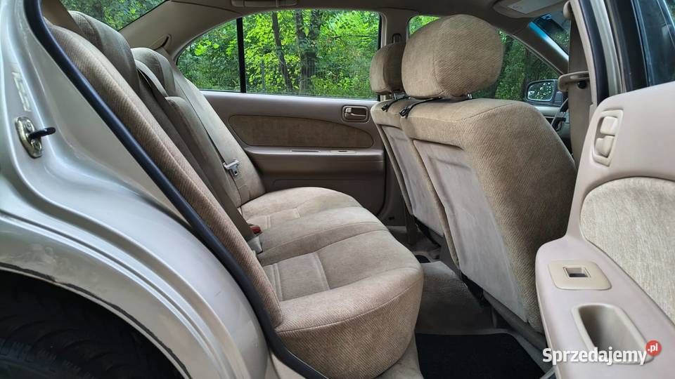 NISSAN MAXIMA 30 V6 170 AUTOMAT ZŁOTY METALLIC Rok produkcji 1998 łódzkie Zgierz