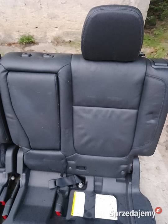 Mitsubishi Outlander III kanapa tylna 19r Wyposażenie wnętrza Sandomierz sprzedam