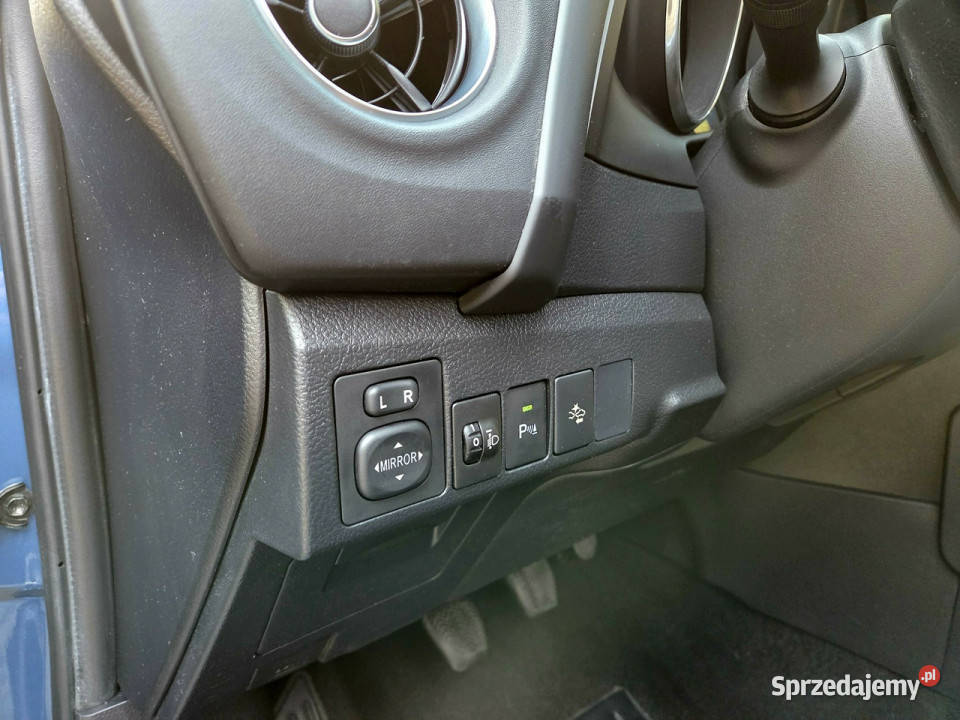 Toyota Auris II 2012 centralny zamek Auris