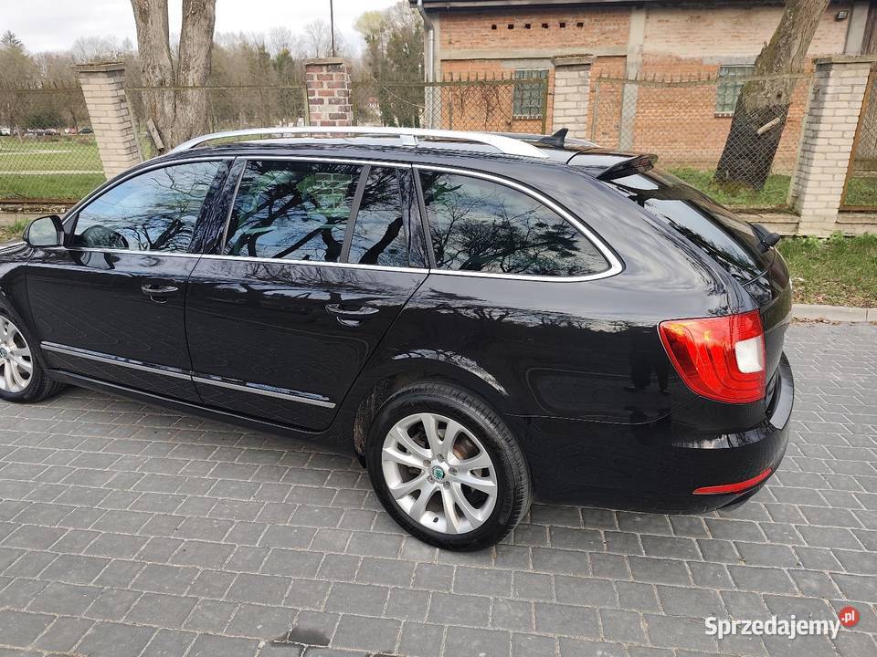 ładna Skoda Superb z 2012 roku 170 koni DSG światła przeciwmgielne Krasnobród