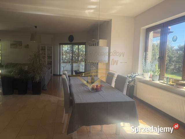 Dom wolnostojący Żabia Wola 265m2