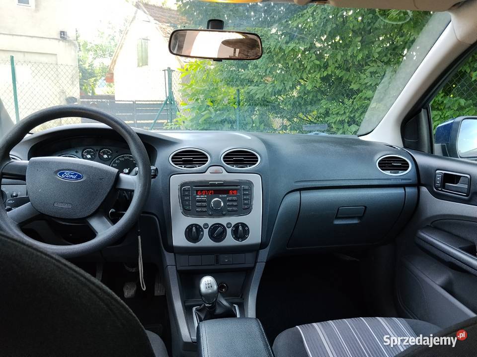 Ford Focus 2010 14 benzyna nieuszkodzony Bielsko-Biała sprzedam
