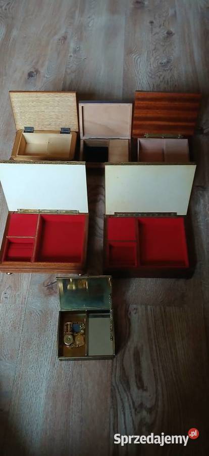 Stara pozytywka w szkatułce Kraków