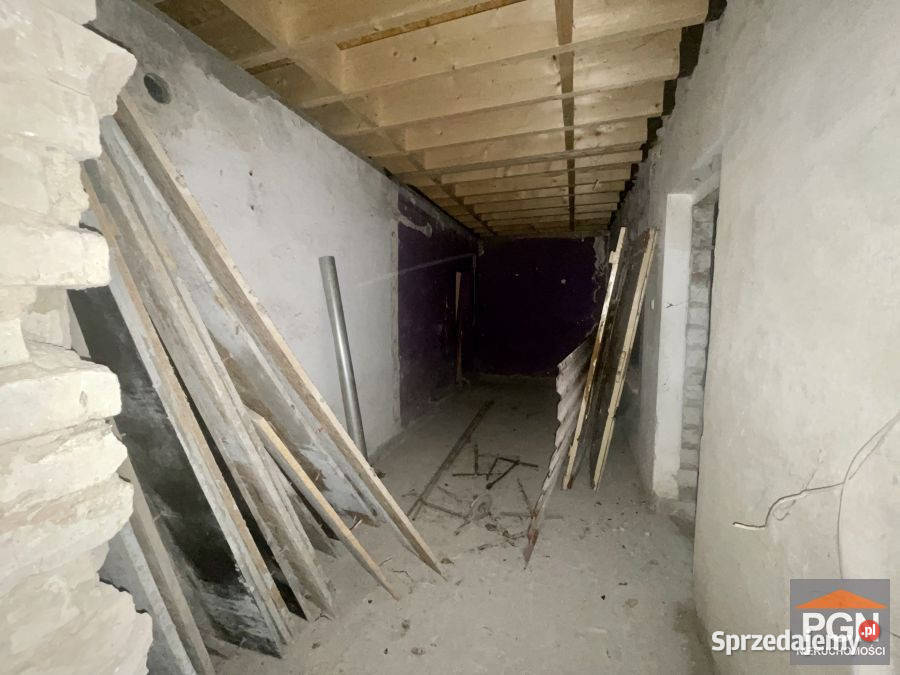 sprzedaży domu wolnostojącego Mrzeżyno 250m2 sprzedam