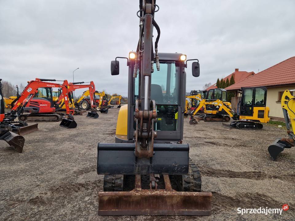 Minikoparka Volvo ECR 25D 25 tony 2019r 1900mtg Rok produkcji 2019 Ryżki sprzedam