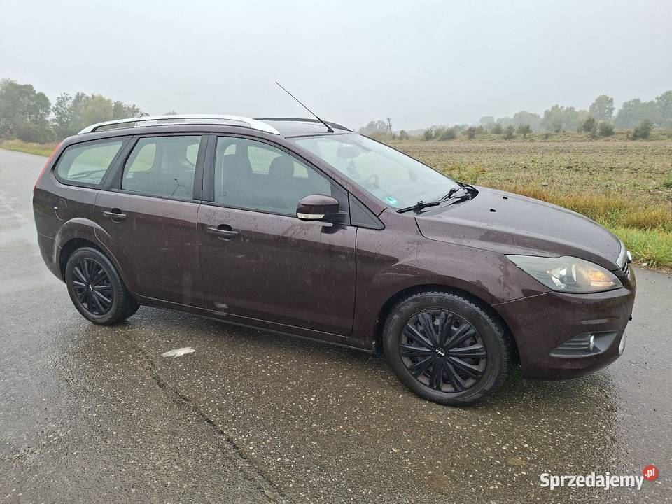 FORD FOCUS KOMBI LIFT 08R 18e klimapdcgrzane Rok produkcji 2008 Wrocław sprzedam