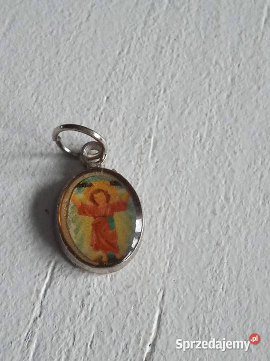 MALEŃKIE MINIATURY MEDALIKI RELIGIJNE DZIECKA Piła