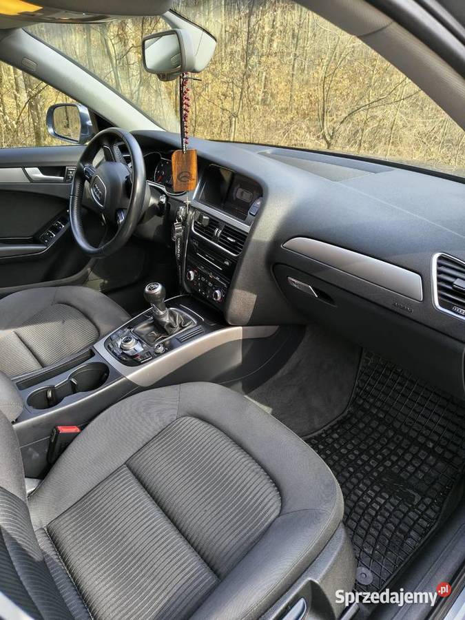 Audi A4 B8 20 TDi Avant PoLift 2013r Xenon