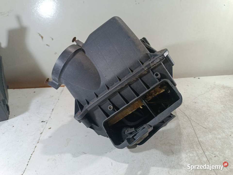 OBUDOWA FILTRA POWIETRZA AUDI A4 B5 25 TDI sprzedam
