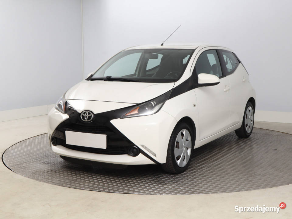 Toyota Aygo 10 VVTi dolnośląskie Bielany Wrocławskie