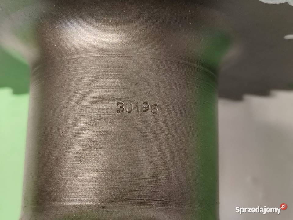Wał sprzęgłowy skrzyni biegów 145132 CARRARO