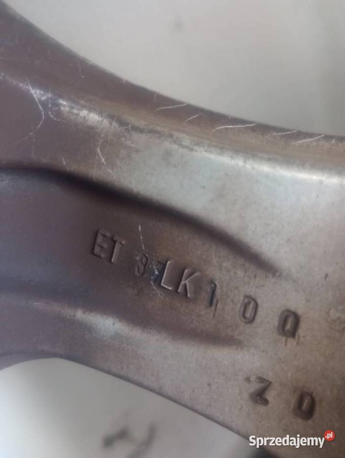 Alufelgi 15 4x100 z oponami Pozostałe Kamień