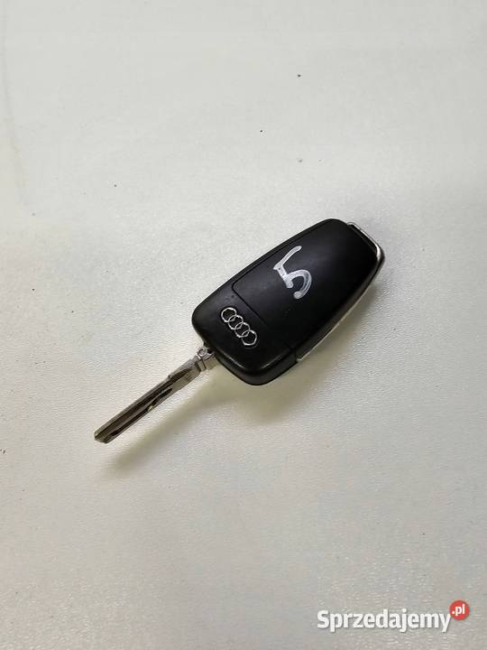 KLUCZYK PILOT SCYZORYK AUDI A1 8X Q3 8X0837220D Przystajń