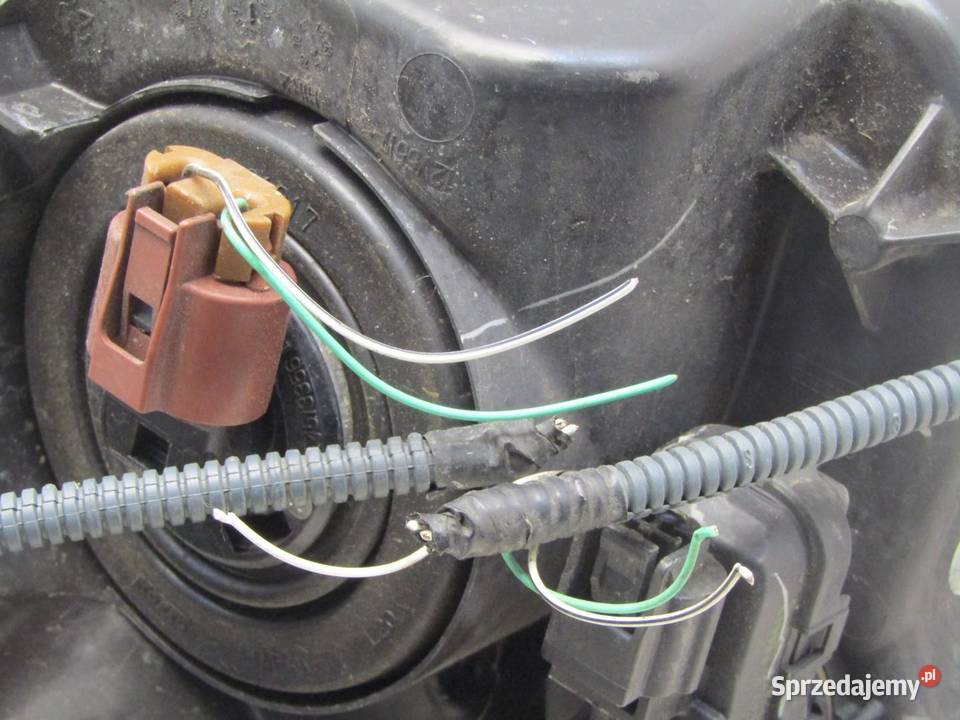 LAMPA PRZEDNIA PRAWY PRZÓD TOYOTA AYGO II