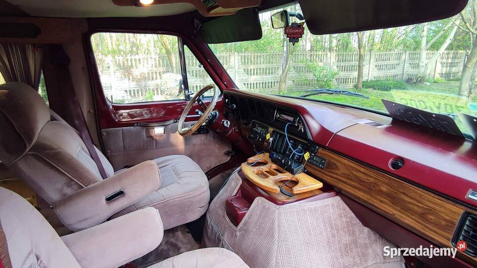 Dodge Ram Van Kraków