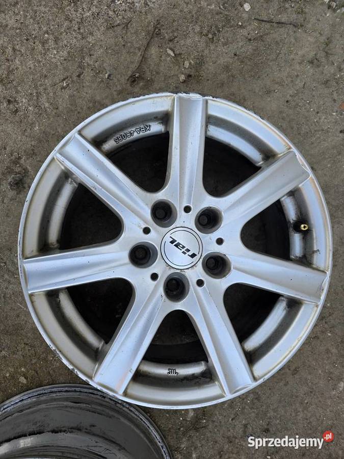 4 aluminiowe felgi R 16 7Jx16H2 ET34 BMW E 90 sprzedam