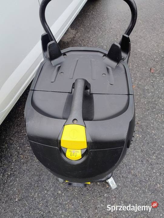 Odkurzacz przemysłowy Karcher NT 551 tact