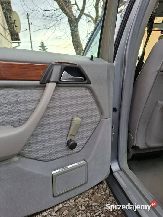 Mercedes W124 Samochody osobowe Brzozów