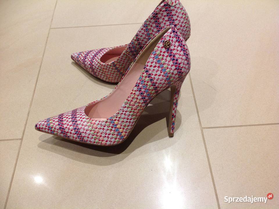 Buty Na Szpilce Skórzane Victoriagotti 39 j nowe Nowa Sól sprzedam