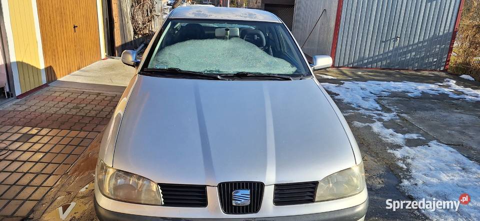 Maska seat cordoba ibiza Lift 992002 LS7N Rok produkcji 2000 Rzeszów