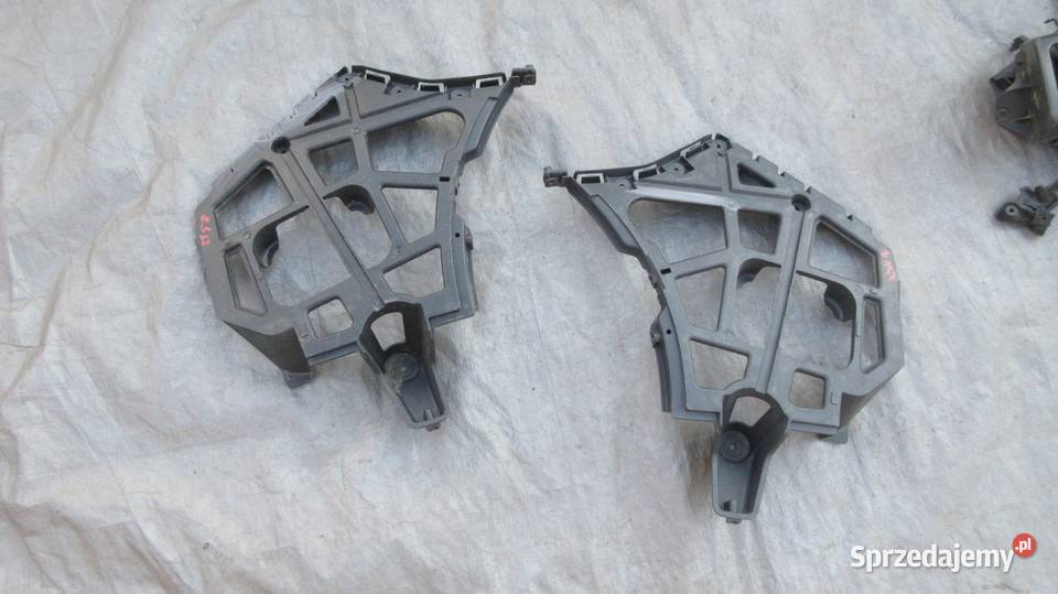 RENAULT LAGUNA III KOMBI ŚLIZG ZDERZAKA PRAWY sprzedam