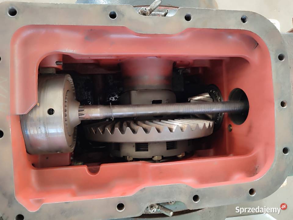 Most napędowy tylny 5173156 HOLLAND M135 Wilkowo sprzedam