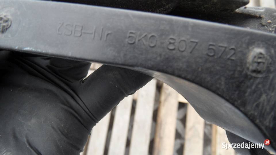VW GOLF VI 09r ślizg mocowanie lampy prawy przód Lampy przednie świętokrzyskie sprzedam