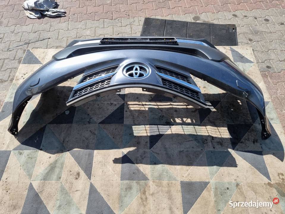 ZDERZAK PRZEDNI PRZÓD XENON SPRYSKI TOYOTA RAV4 Zestawy części blacharskich wielkopolskie